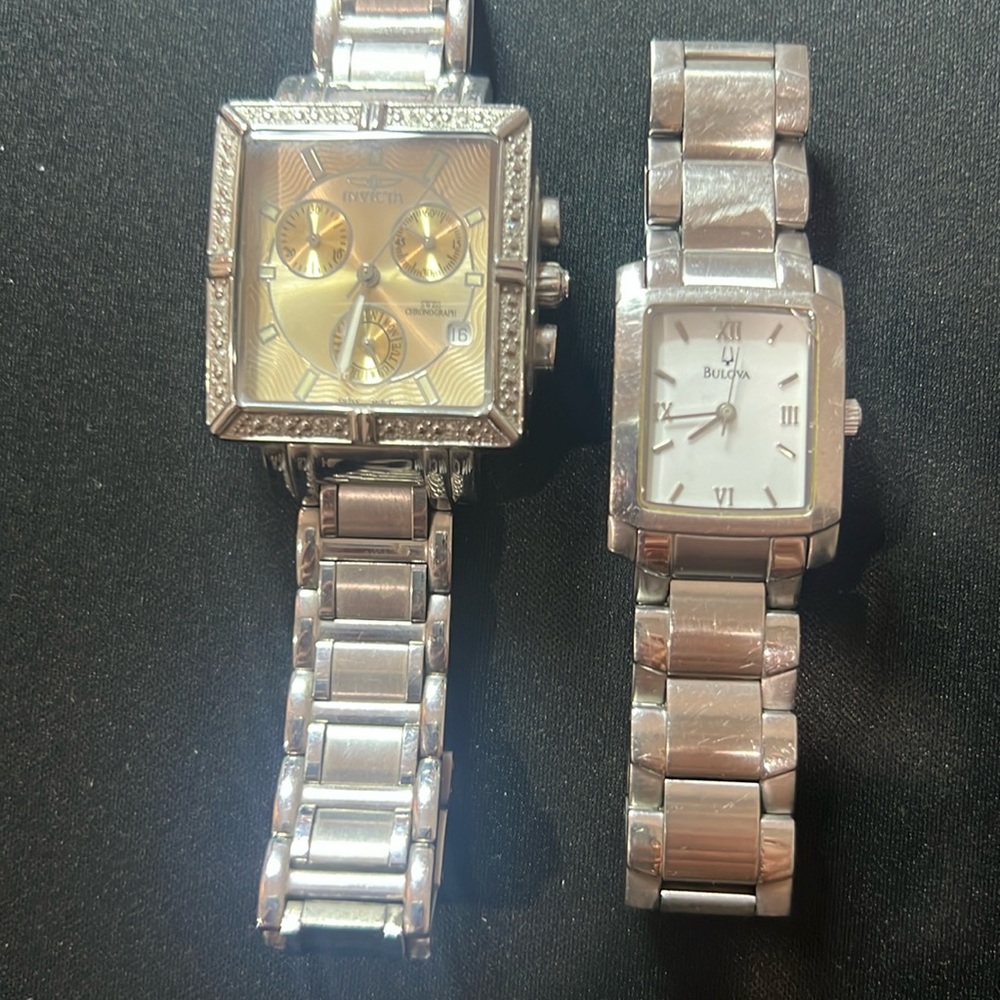 Lot of two watches stainless steel invicta and bulova